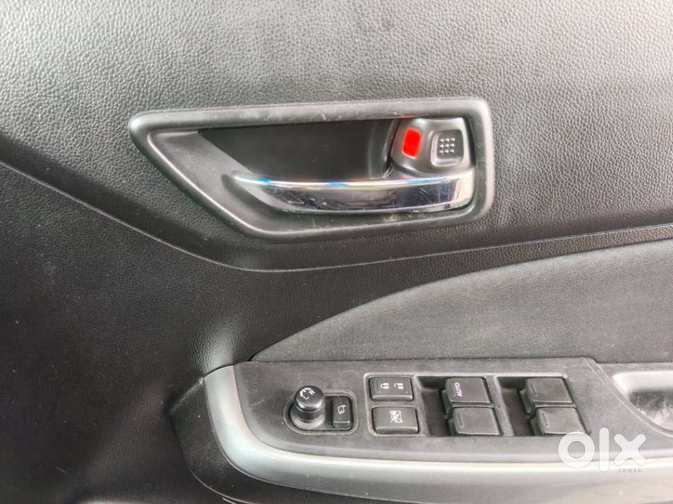 Maruti Suzuki Swift Zxi Plus, 2021, Petrol
