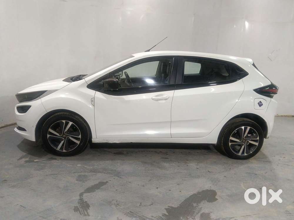 Tata Altroz 1.2 Xe Rhytm Petrol, 2020, Petrol