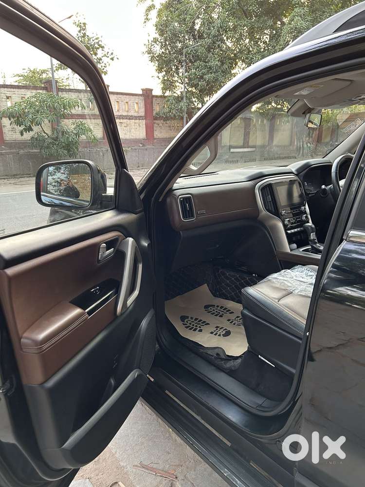 Mahindra Scorpio-n 2.0 Z8 L Petrol At 7 Str, 2022, Petrol