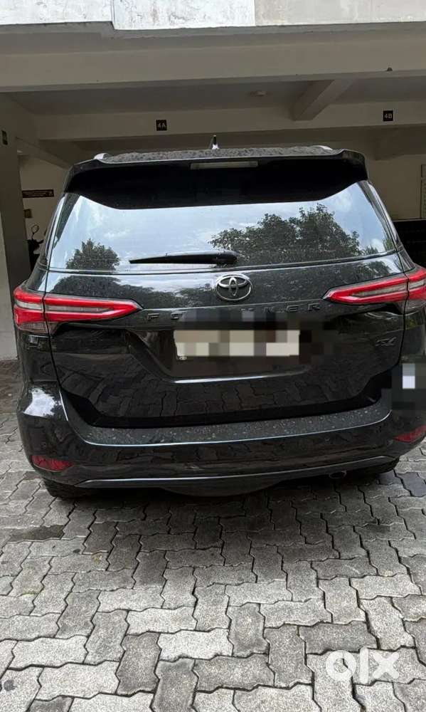 Toyota Fortuner 2023 Diesel Well Maintained