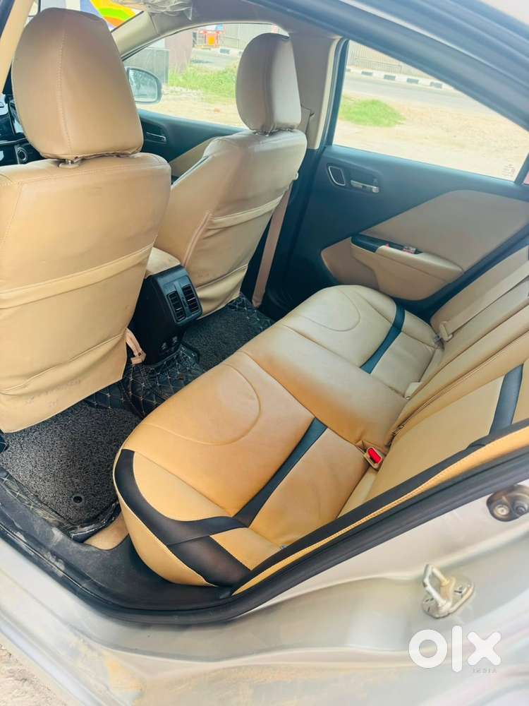 Honda City 2018 Cng & Hybrids 46000 Km Driven With Service Record
