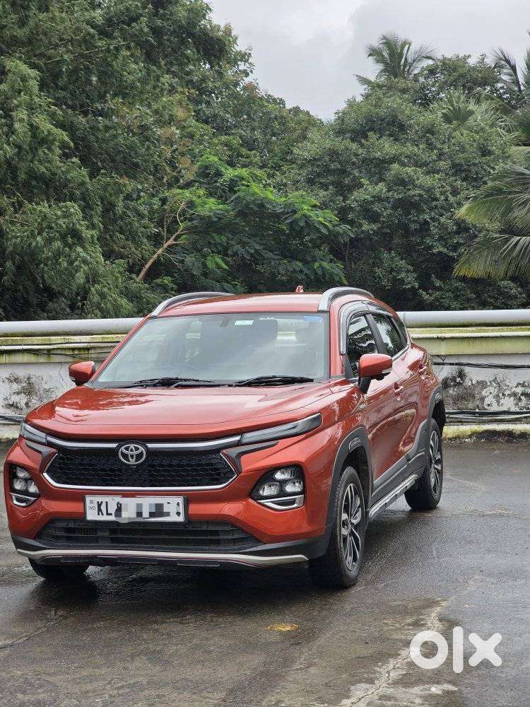 Toyota Urban Cruiser Taisor V 1.0 Petrol Mt, 2024, Petrol