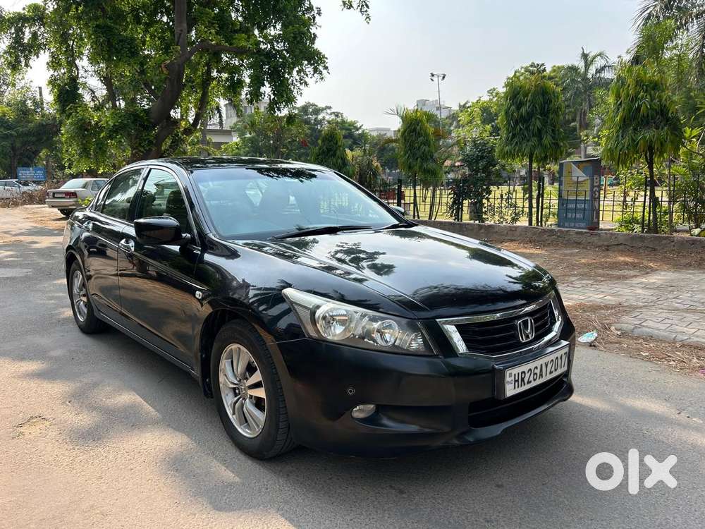 Honda Accord 2.4 Elegance Manual, 2010, Petrol