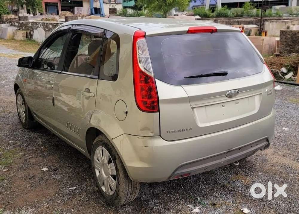 Ford Figo 2010 Top Model