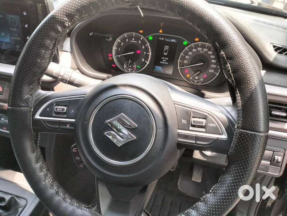 Maruti Suzuki Brezza 1.5 Zxi Smart Hybrid, 2023, Petrol