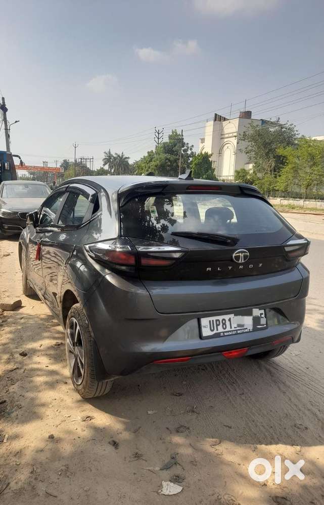 Tata Altroz Xz Plus (s), 2025, Petrol