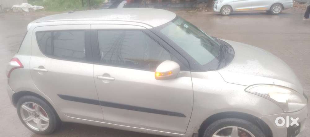 Maruti Suzuki Swift Vxi, 2015, Petrol