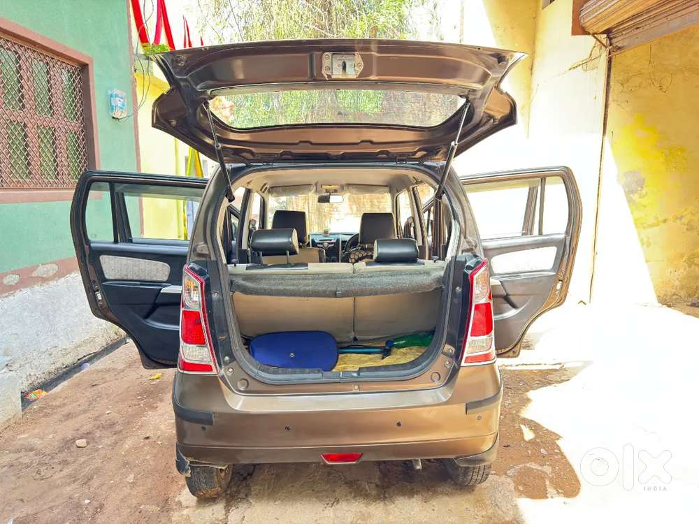 Maruti Suzuki Wagon R Vxi (october 2016) Petrol Good Condition