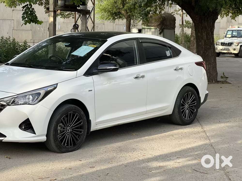 Hyundai Verna 1.5 Sx (o) Diesel At, 2022, Diesel