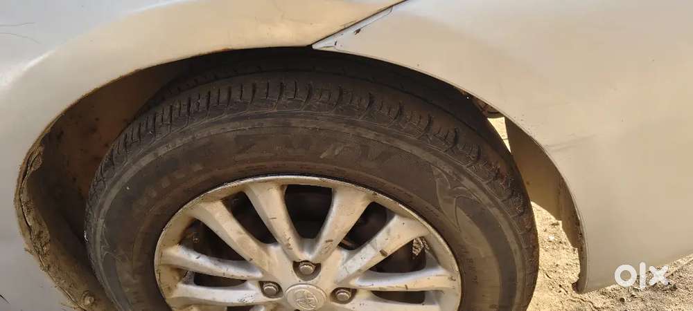 Toyota Etios Cross 2011