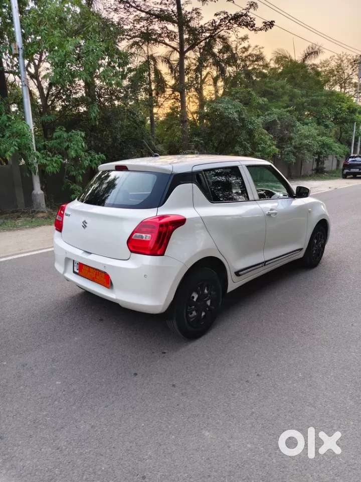Maruti Suzuki Swift Lxi, 2019, Petrol