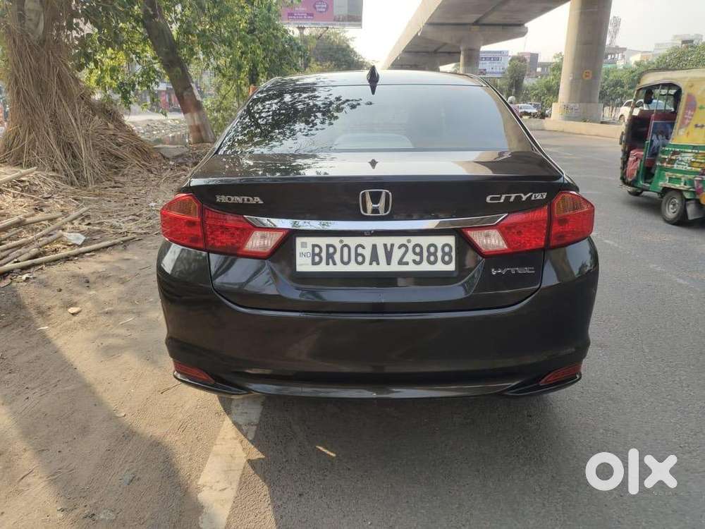 Honda City 2016 Top Model Petrol 32000 Km Driven