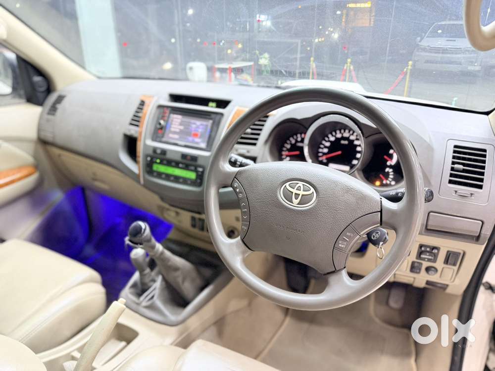 Toyota Fortuner 3.0 4x4 Manual, 2010, Diesel