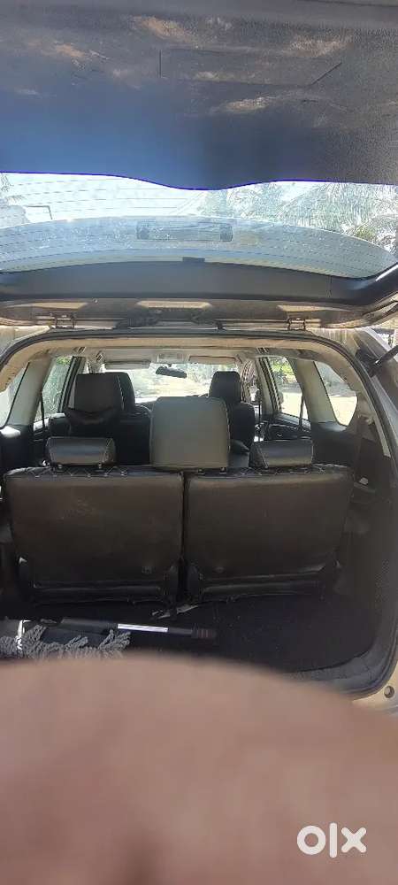 Toyota Innova Crysta 2016 Diesel Well Maintained