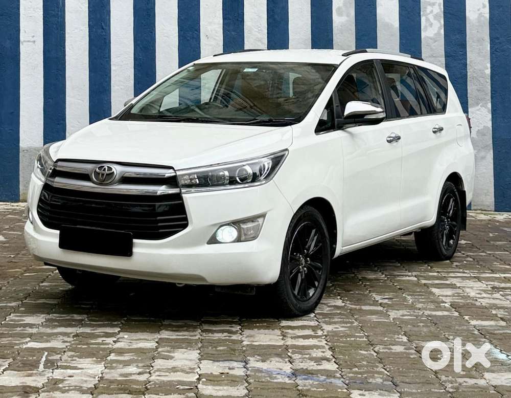 Toyota Innova Crysta, 2016, Diesel