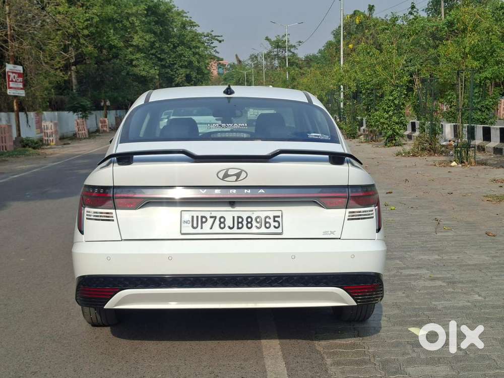 Hyundai Verna, 2025, Petrol