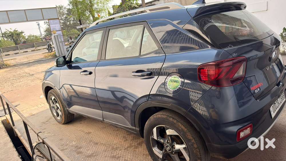 Hyundai Venue Petrol 2020