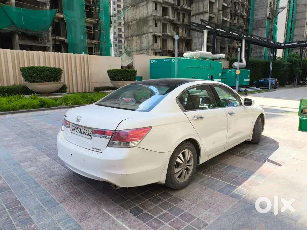 2011 Honda Accord Petrol Cng Automatic Sunroof