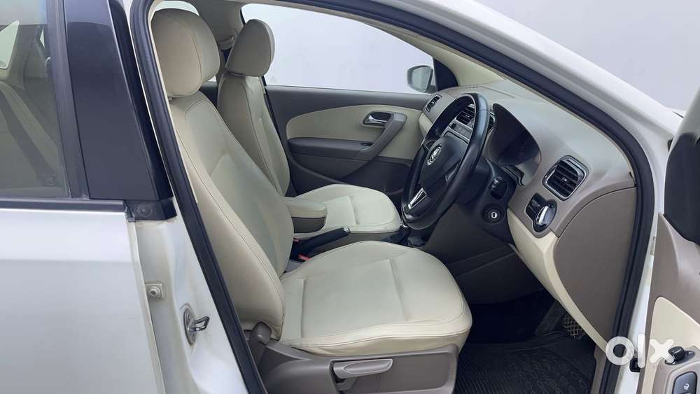 Skoda Rapid [ ] 1.5 Style Plus Tdi At, 2016, Diesel