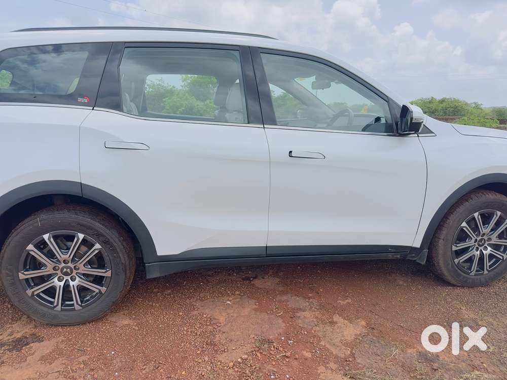 Mahindra Xuv700 Diesel 2023