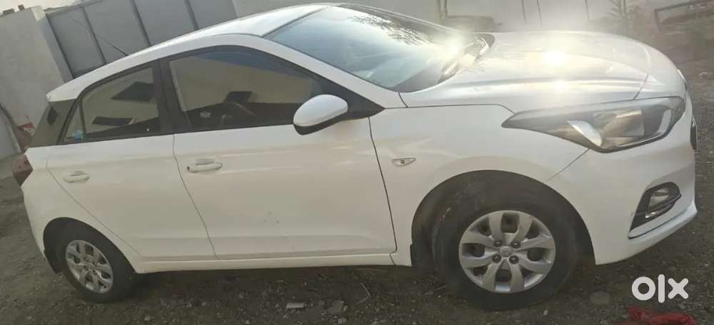 Hyundai E I20 2019cng Petrol 72000 Km Driven