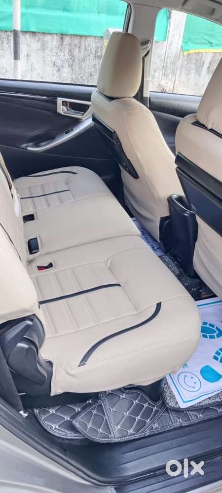 Toyota Innova Crysta