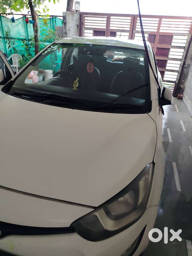 I 20 Car 2012 Model Crdi Sportz 1.4