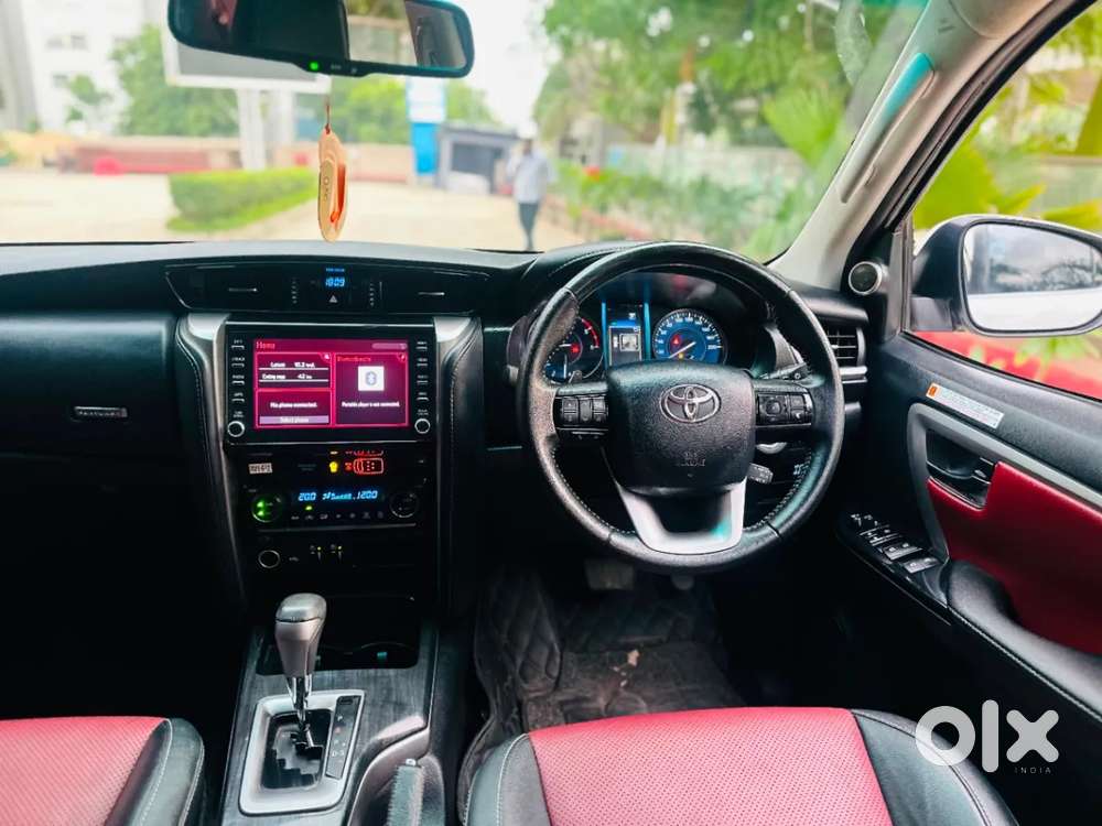 Toyota Fortuner, 2025, Diesel