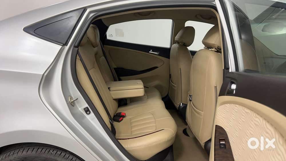Hyundai Verna 1.6 Vtvt Sx, 2012, Petrol
