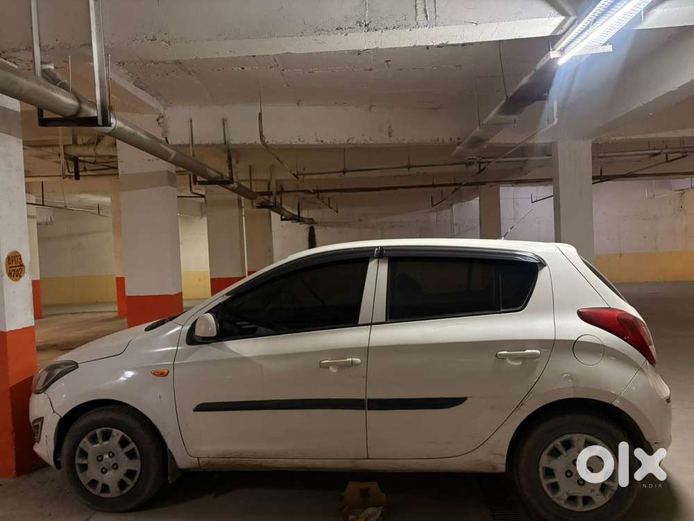 Hyundai I20 Asta Petrol 2014