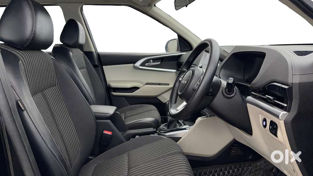 Kia Carens 1.5 Prestige Plus Diesel 7 Str Imt, 2022, Diesel