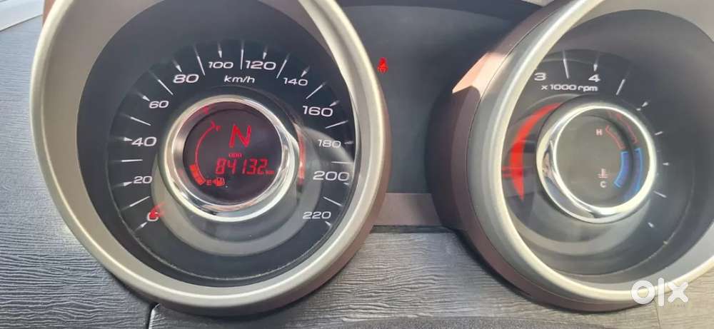 Mahindra Xuv500 W8, 2014, Diesel
