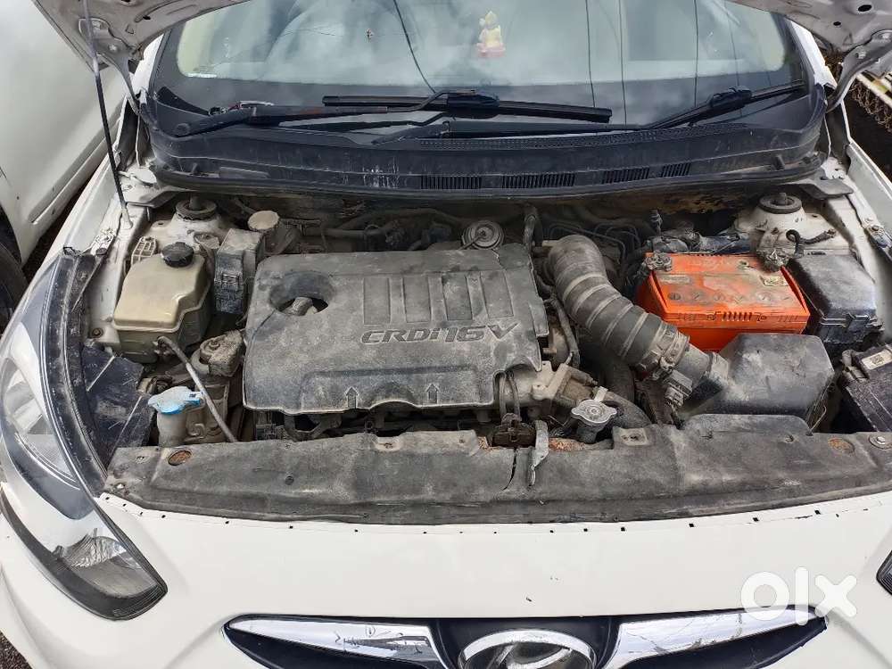 Hyundai Verna 1.6 S 2012