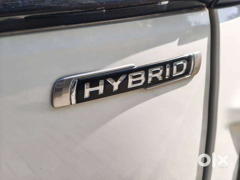 Maruti Suzuki Grand Vitara 1.5 Zeta Plus Intelligent Hybrid Ecvt, 20..