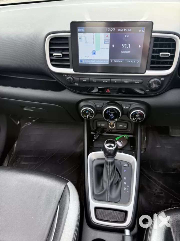 Hyundai Venue 1.0 Sx (o) Turbo Dct, 2022, Petrol