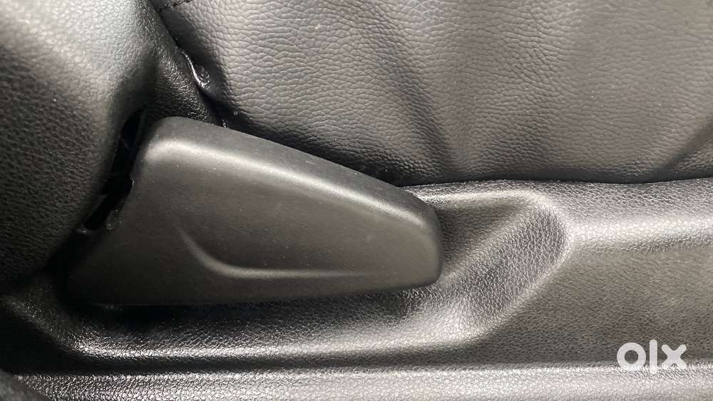 Renault Kwid 1.0 Rxt Amt, 2022, Petrol