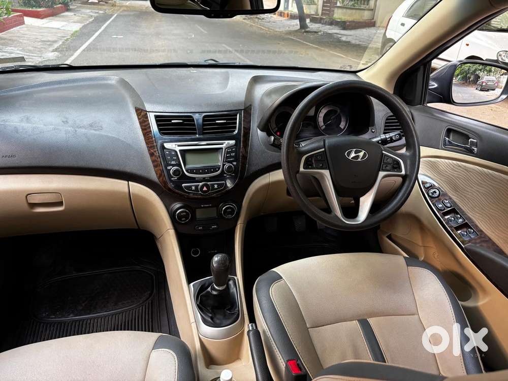 Hyundai Fluidic Verna 1.6 Vtvt Sx, 2011, Petrol