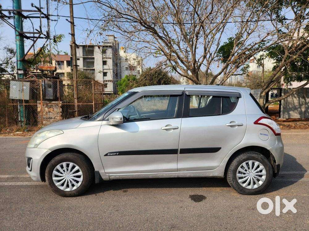 Maruti Suzuki Swift Vxi, 2015, Petrol