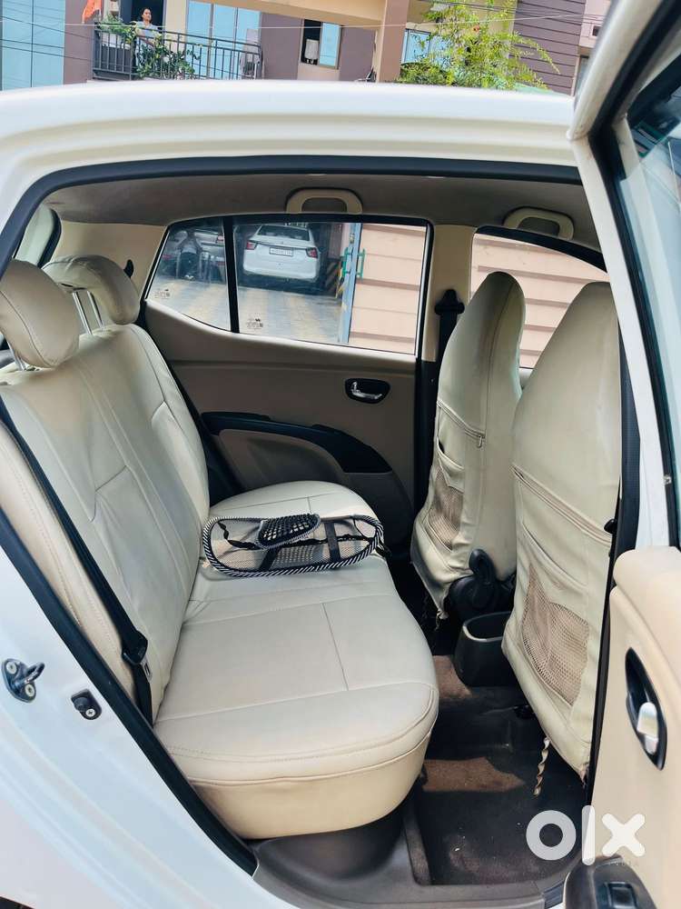 Hyundai I10 Sportz, 2012, Petrol