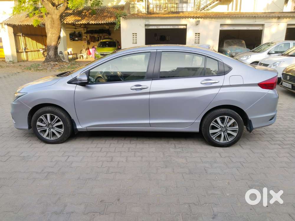 Honda City 1.5 V 5th Gen I-vtec Mt, 2021, Petrol