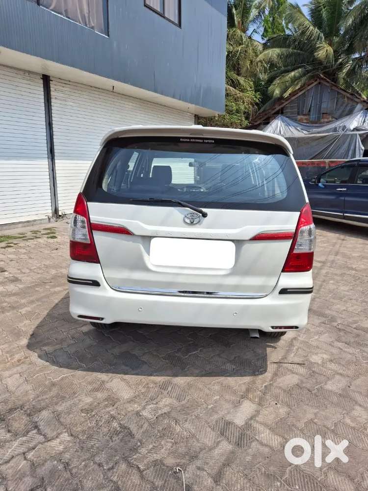 Toyota Innova 2015 Model 2016 Registration Diesel 139345 Km Driven