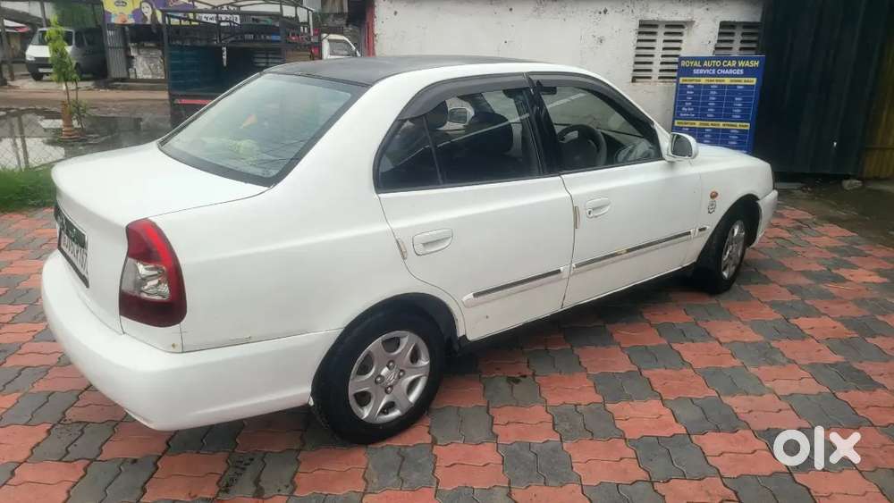 Hyundai Accent Gl 2011