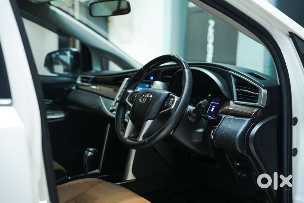 Toyota Innova Crysta 2.4 Z 7 Str, 2022, Diesel