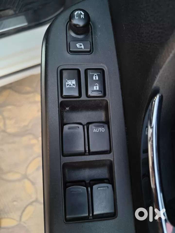 Maruti Suzuki Xl6 1.5 Alpha At, 2022, Petrol