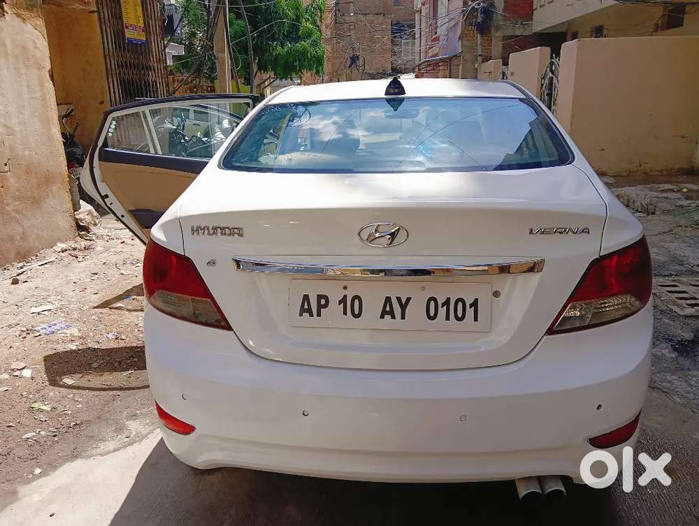 Hyundai Verna Sx 2011 With Km Driven