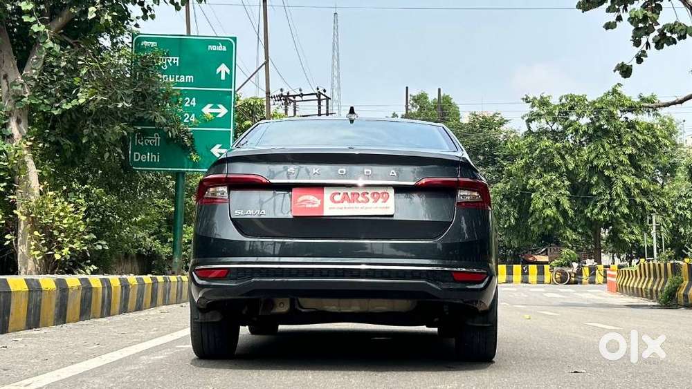 Skoda Slavia Style 1.0l Tsi At, 2023, Petrol