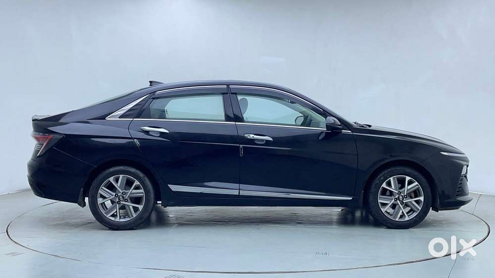 Hyundai Verna 1.5 Sx Ivt, 2023, Petrol