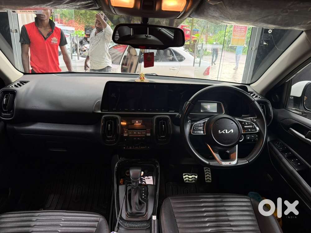 Kia Sonet Petrol 2023