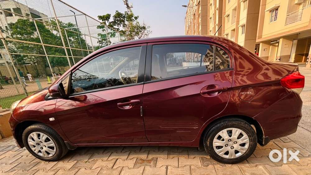 Honda Amaze Petrol 2015