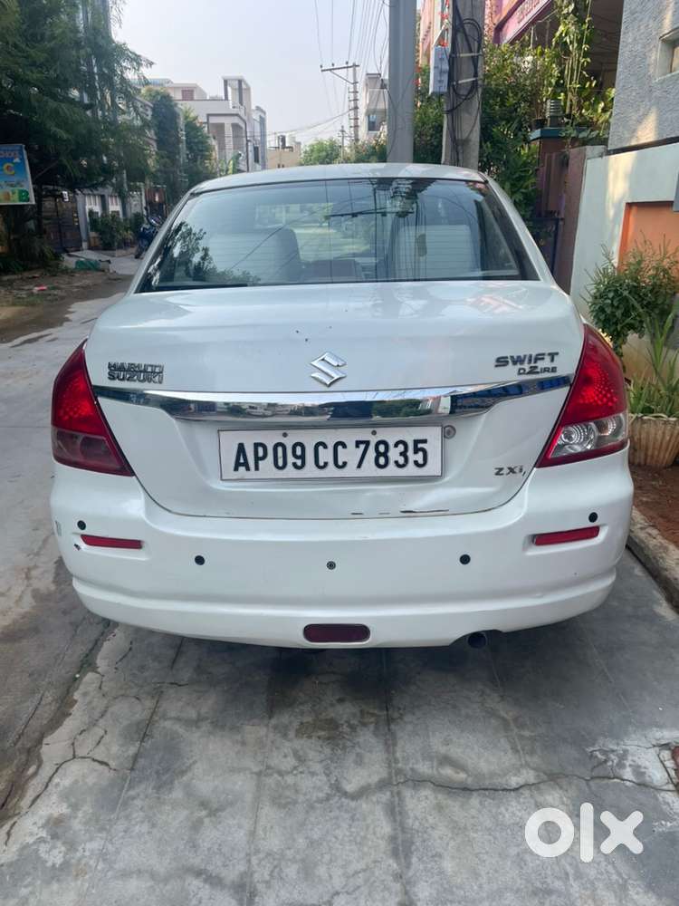 Maruti Suzuki Dzire Petrol 2011